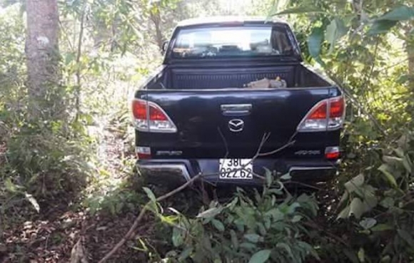 Xe Mazda đâm trực diện hất văng 2 thiếu nữ, một người tử vong thương tâm - Ảnh 3.