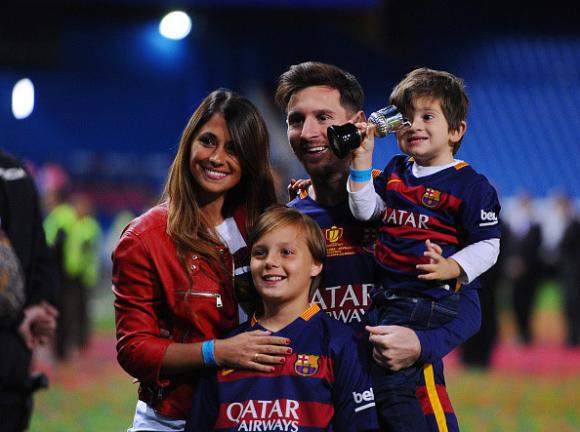 Vo Lionel Messi - de nhat phu nhan trong the gioi bong da hinh anh 2
