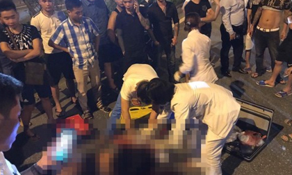 Hà Nội: Nhân chứng kể lại phút nam thanh niên bị chém gục trên phố