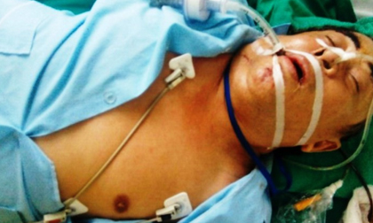 Mua nước chè không được, cầm dao chém cả nhà hàng xóm