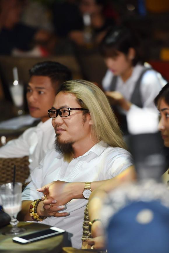 sut hang chuc can, siu black khien ai nay deu bat ngo khi xuat hien tai ha noi - 14