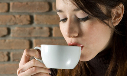 Uống cà phê thời điểm này tốt hơn bạn dùng nhân sâm thuốc bổ lâu năm