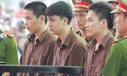Vụ thảm sát 6 người ở Bình Phước: Mẹ tử tù Vũ Văn Tiến ra Hà Nội xin giảm án cho con