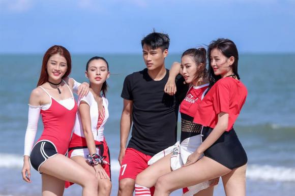 Công Phượng, Mạc Hồng Quân và những cầu thủ Việt kiếm thêm bằng nghề tay trái - Ảnh 2. Công Phượng, Mạc Hồng Quân và những cầu thủ Việt kiếm thêm bằng nghề tay trái - Ảnh 2.