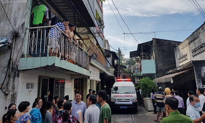 Ba mẹ con tử vong trong căn nhà cháy ở Sài Gòn