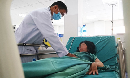 Người vợ tự tử sau ly hôn ở Sài Gòn: Buồn bã vì chồng nói mình ngoại tình