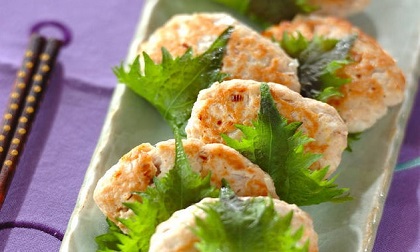 Cách làm chả cá ngừ giòn thơm đưa cơm ngày mưa lạnh