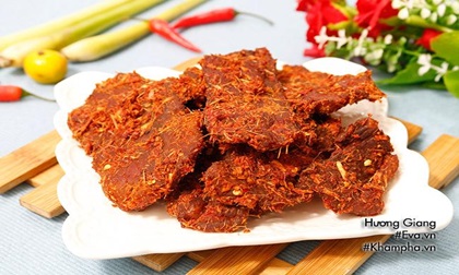 Cách làm thịt heo khô cay ngọt đậm đà, khách nào cũng mê ngày Tết