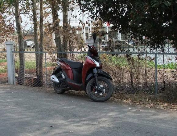 Tìm thấy xe SH của người bán thịt heo bị sát hại bằng 14 nhát dao - 1