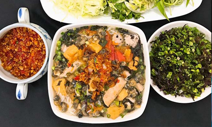 Rảnh rỗi chiêu đãi cả nhà với món bún ốc thơm ngon đến giọt cuối cùng
