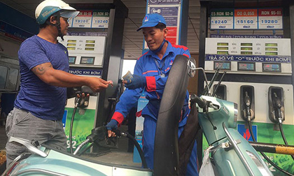 Giá hàng hóa ‘nhảy múa’ vì giá xăng liên tục tăng