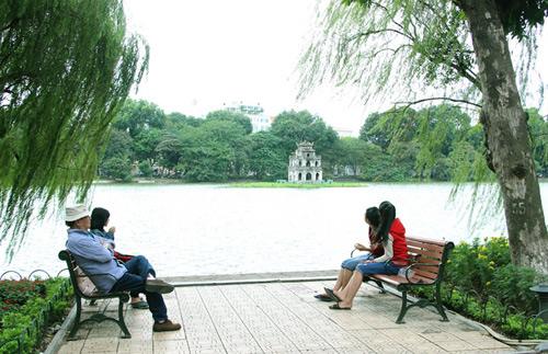 tin thoi tiet 18/6: ap thap nhiet doi gay bien dong, mien bac tiep tuc diu mat - 1