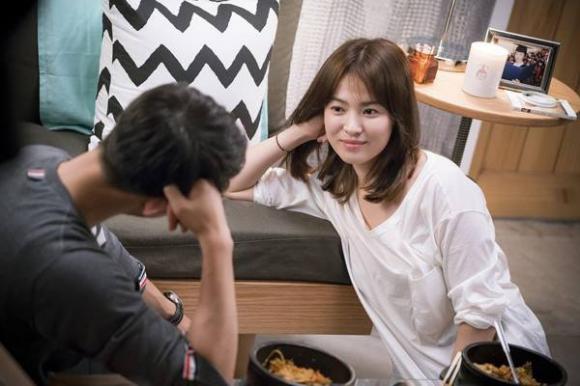 Lấy chồng nhà giàu, nằm viện cả tháng mẹ chồng không thăm, khi về chỉ hỏi một câu khiến nàng dâu rơi nước mắt - Ảnh 1. Lấy chồng nhà giàu, nằm viện cả tháng mẹ chồng không thăm, khi về chỉ hỏi một câu khiến nàng dâu rơi nước mắt - Ảnh 1.