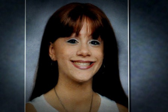 Vụ án nữ sát thủ tuổi teen giết 2 người bạn thân từng giúp mình lột xác thành hot girl nổi tiếng