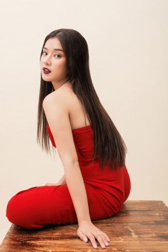 Hình ảnh Hoàng Yến Chibi ngày càng trưởng thành, quyến rũ hơn.
