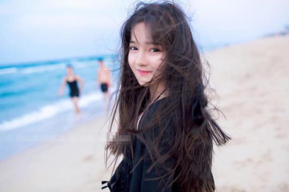 Không chỉ tân hoa hậu, các hot girl xứ Quảng cũng khiến dân mạng không thể rời mắt - Ảnh 8.