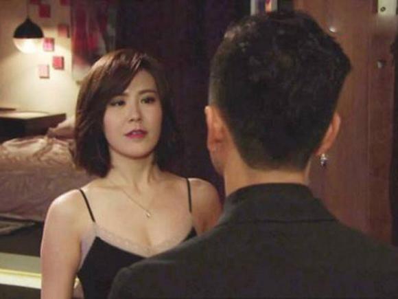 Chuyện lạ vợ tiếp tay cho bạn thân quyến rũ chồng nhưng đằng sau lại là một kế sách hoàn hảo