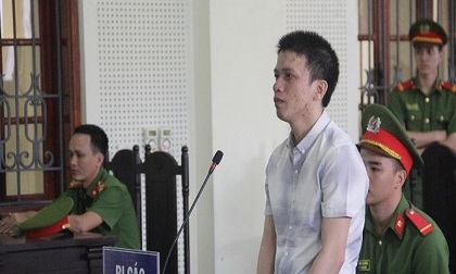 'Người vận chuyển' mang 20 bánh ma túy lãnh án tử