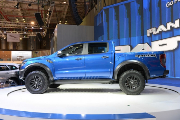Ford Ranger Raptor chính thức ra mắt Việt Nam, giá bán chính thức 1,198 tỷ đồng - 3