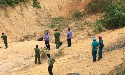 Phát hiện xác chết cháy đen trong rừng