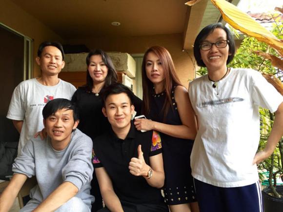 hoai linh tiet lo anh doi tu hiem thay, lo dien 5 anh chi em ruot thanh dat hinh anh 5