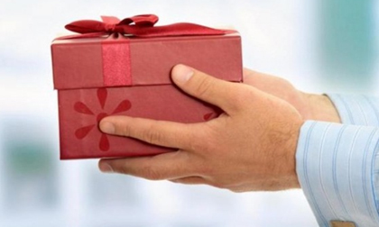 5 món quà ám đầy vận xui không nên biếu, tặng dịp tết kẻo vận đen đeo bám cả người tặng lẫn người nhận