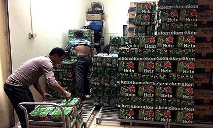 Cận Tết, phát hiện tôm bơm tạp chất, Henieken “nhái”