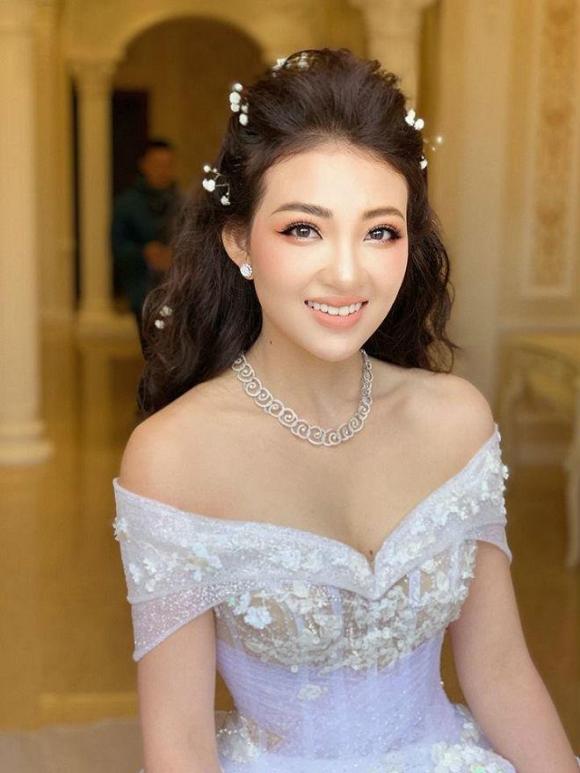 danh tinh bat ngo cua co dau chu re trong dam cuoi ‘khung’ vang deo triu co o nam dinh - 3