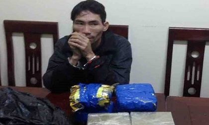Người đàn ông sa lưới khi mang 8 bánh heroin từ Lào về Việt Nam tiêu thụ