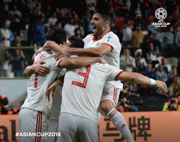 Việt Nam đóng góp 3 bức ảnh trong top 10 khoảnh khắc ấn tượng nhất tứ kết Asian Cup 2019
