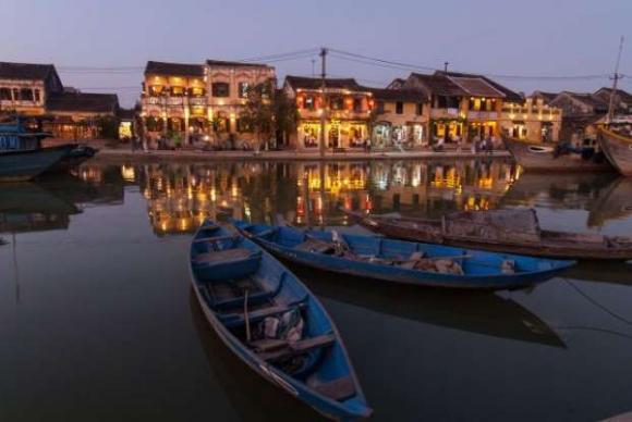 Hội An góp mặt trong top những điểm du lịch lãng mạn nhất cho ngày Valentine - 5