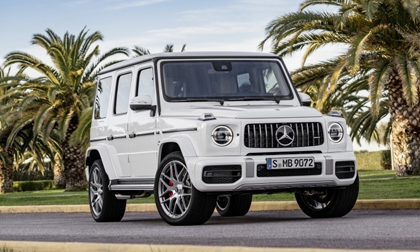 Bán Range Rover, tậu Mercedes-AMG, Minh Nhựa liên tiếp đổi xe