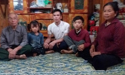 “Cậu bé liều' đạp xe 100 km xuống Hà Nội thăm em: Cháu đã xin lỗi ông bà, bố mẹ!