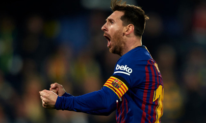 Messi sút phạt siêu phẩm trong ngày Barca có trận đấu 'điên rồ nhất mùa giải'