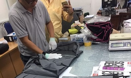 Hơn 7kg ma túy tổng hợp ngụy trang trong bưu phẩm chuyển phát từ châu Âu