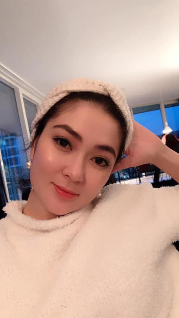 Vbiz có một nàng hậu kín tiếng đã đăng quang 15 năm nhưng vẫn là một tượng đài nhan sắc khó lòng xô đổ! - Ảnh 9.