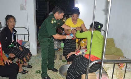 Mâu thuẫn vợ chồng, người phụ nữ ăn lá ngón tự tử