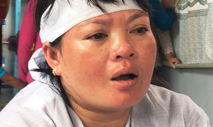 Chìm tàu ở Ninh Thuận: Cầu nguyện rồi đau đớn khi hay tin chồng chết