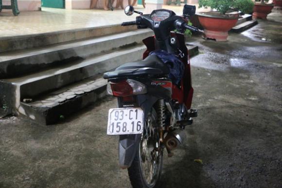 Bắt thợ hồ gây ra hàng loạt vụ cướp giật trên đường - 2