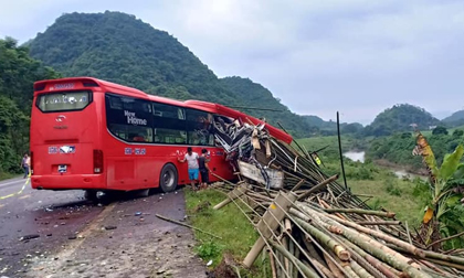 Xe khách gặp tai nạn kinh hoàng, 16 người thương vong