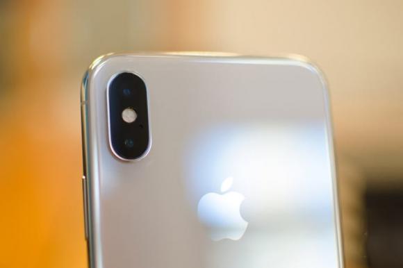mua iphone cu nen chon x hay xs de su dung duoc lau dai? hinh anh 4