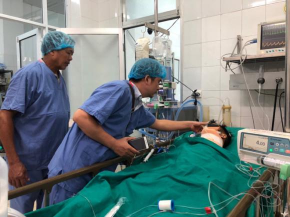 Hiến tạng của chồng cứu 8 người xa lạ, vợ trẻ ứa nước mắt vì tin đồn kiếm vài trăm triệu - Ảnh 1.