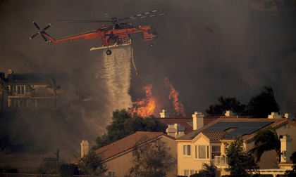 Cháy rừng ở California, hàng trăm ngàn người phải sơ tán