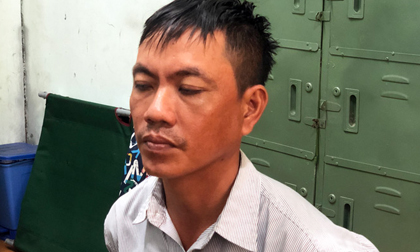 Bắt khẩn cấp thanh niên vờ mua vàng rồi cướp