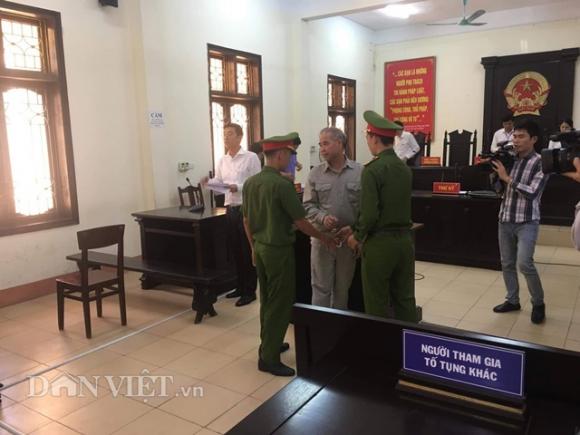 cuu hieu truong dam o nhieu nam sinh o phu tho linh 8 nam tu giam hinh anh 2