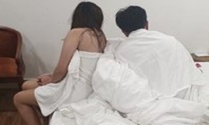 Bắt quả tang nữ tiếp viên nhà hàng ở TP.HCM bán dâm giá 5 triệu