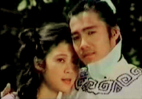 Lý Hùng kể về nụ hôn bất thường với Diễm Hương và nghi án phim giả tình thật - Ảnh 1.