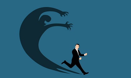 Sau 10 năm thong thả kiếm tiền, ở tuổi 35, tôi bàng hoàng nhận ra: Làm lụng cả đời cũng không đủ để trả cho sự lười biếng tuổi trẻ