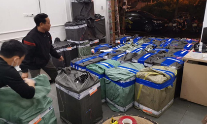Thu hơn 100.000 chiếc khẩu trang chuẩn bị tuồn sang biên giới