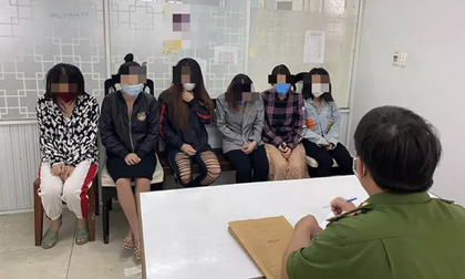 Lập nhóm Facebook 'Tập đoàn phò' để môi giới gái gọi và khách Tây
